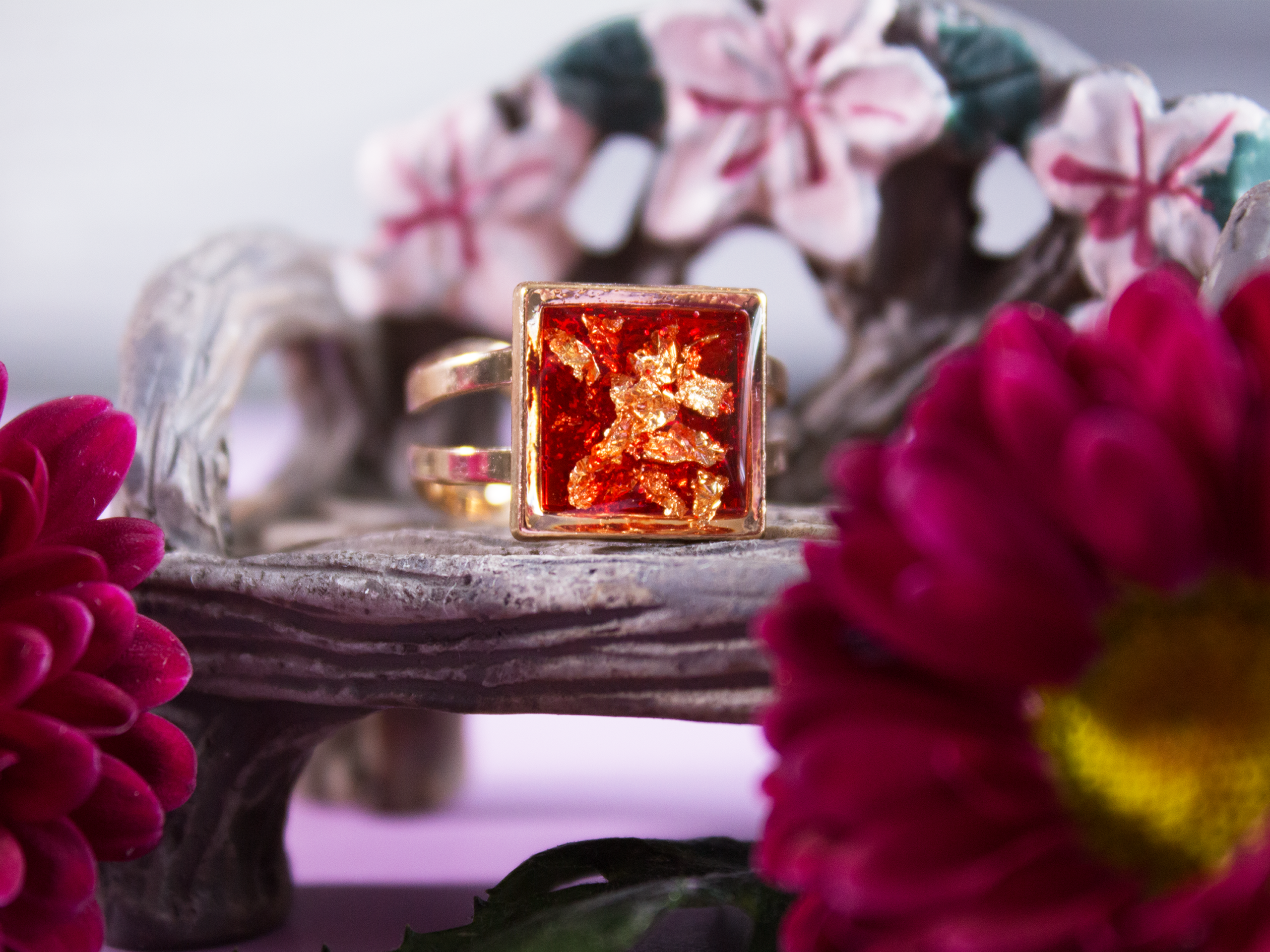 Golden Glimmer Ring